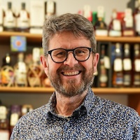 Hans fra Holte Vinlager Hillerød anbefaler vinen