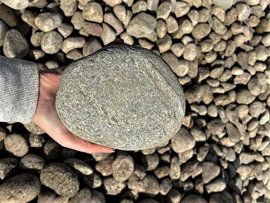 Pigsten i størrelsen 110-200